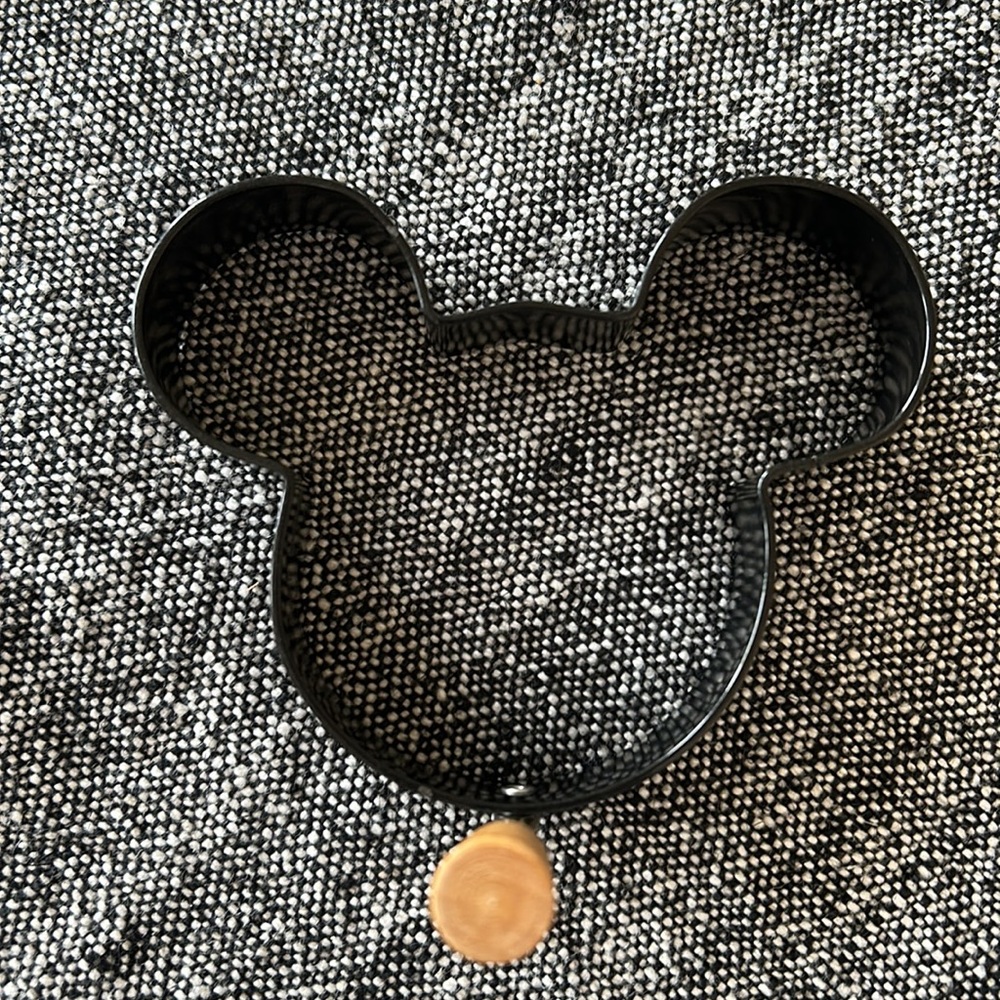Disney Mickey Mouse VTG Pancake or Egg Mold